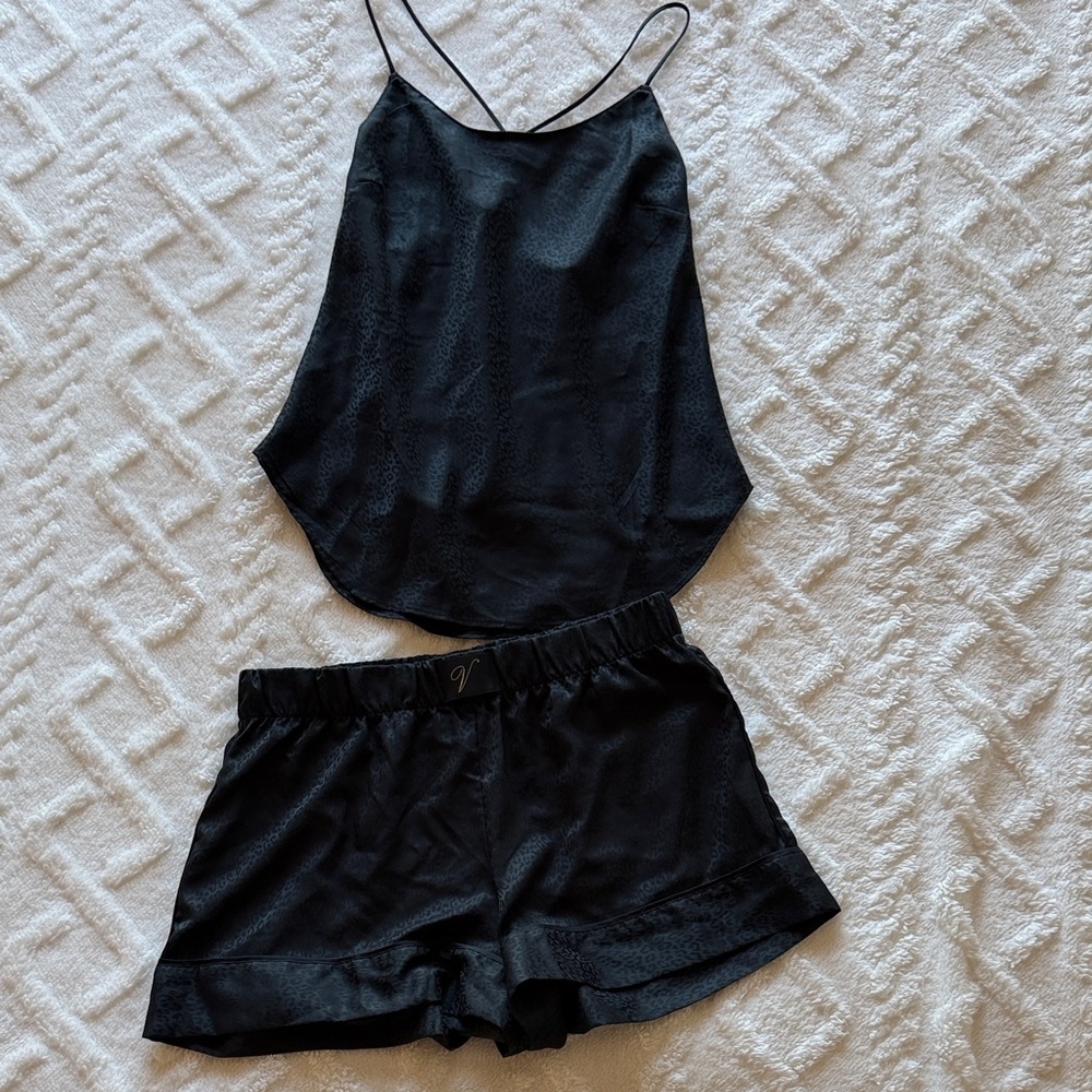 ~SOLD~Victoria's Secret Leopard Print Elegant Black Satin Sleepwear Set